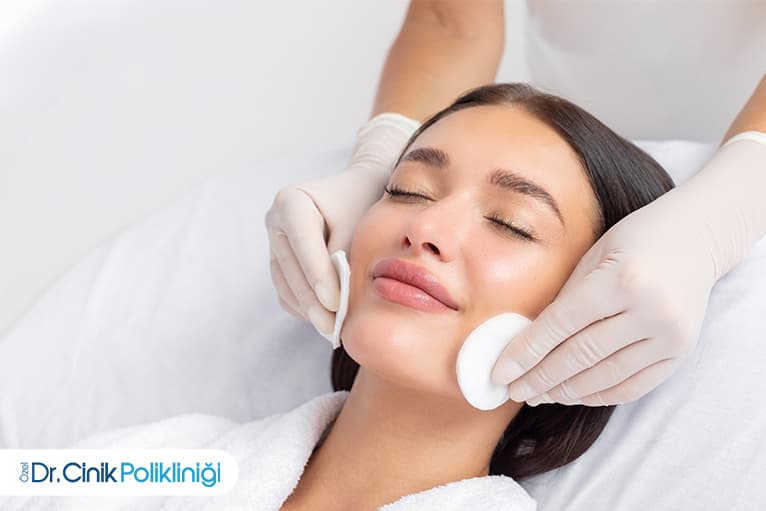 HydraFacial or Medical Skin Care: Which One Suits Your Skin Goals?