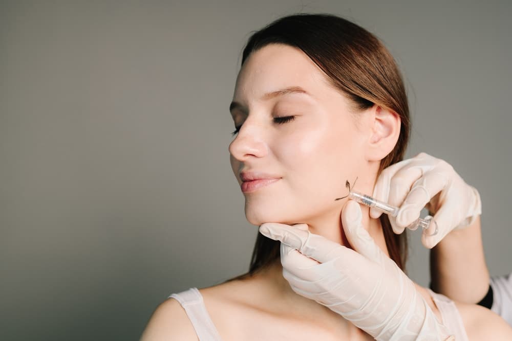Who is Suitable for Chin Fillers? Expectations Before and After